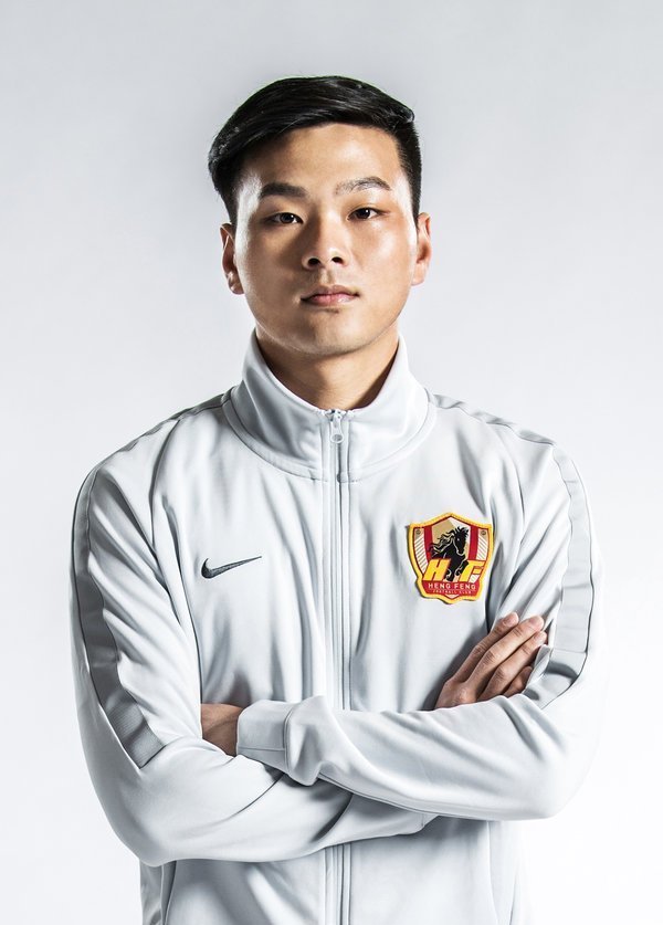 朱征宇(中國足球運動員)
