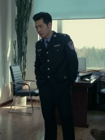 劉冬(動作電影《東北警察故事》中的角色) 劉冬(動作電影《東北警察故事》中的角色)