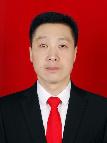 徐輝(重慶市開州區和謙鎮黨委書記) 徐輝(重慶市開州區和謙鎮黨委書記)