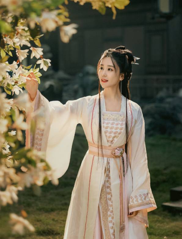 永夜星河(2023年虞書欣、丁禹兮主演的古裝奇幻愛情劇) 永夜星河(2023年虞書欣、丁禹兮主演的古裝奇幻愛情劇)
