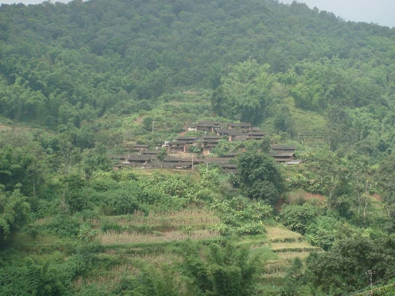 2007年時岔河村委會上寨村遠眺