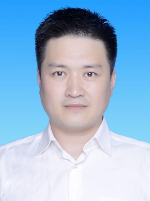 張冬(陝西藝術職業學院戲曲學院副院長) 張冬(陝西藝術職業學院戲曲學院副院長)