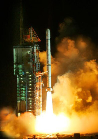 鑫諾三號通信衛星發射