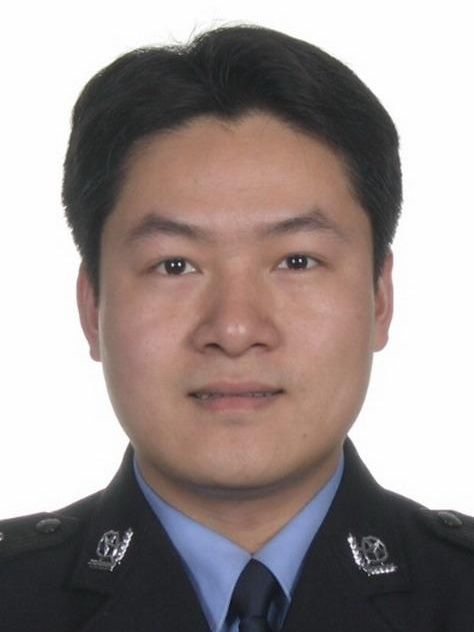 萬振興(浙江省衢州市公安局衢江分局黨委委員、副局長) 萬振興(浙江省衢州市公安局衢江分局黨委委員、副局長)