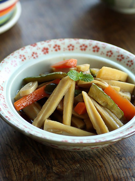 油醬脆藕 油醬脆藕