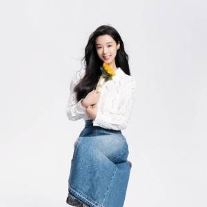 王小億(中國內地女演員) 王小億(中國內地女演員)