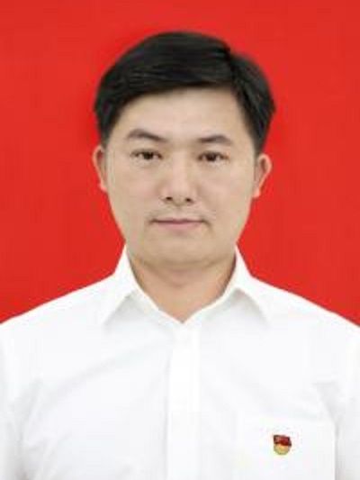 羅小猛(江西省吉安市吉水縣住建局黨組成員) 羅小猛(江西省吉安市吉水縣住建局黨組成員)
