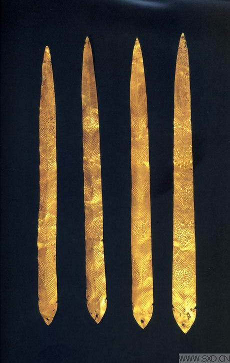 金箔魚形飾