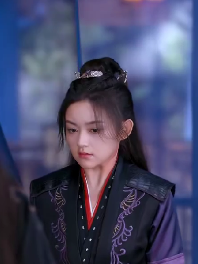 雲飛飛(《情難自禁》中屠芷瑩飾演的角色) 雲飛飛(《情難自禁》中屠芷瑩飾演的角色)