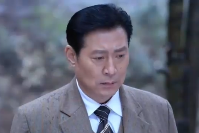陳松濤(戰爭劇《紅色護衛》中的角色) 陳松濤(戰爭劇《紅色護衛》中的角色)