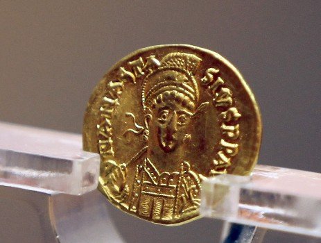 洛陽北魏古墓中出土的東羅馬帝國金幣
