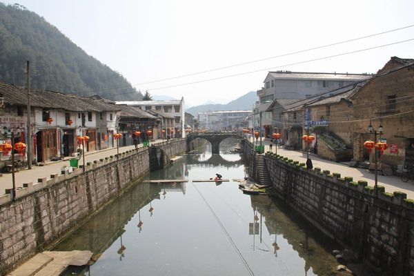 皿三村 皿三村