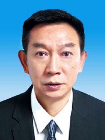 楊長江(吉林省紀委監委駐省政務服務和數位化建設管理局黨組成員、紀檢監察組組長) 楊長江(吉林省紀委監委駐省政務服務和數位化建設管理局黨組成員、紀檢監察組組長)