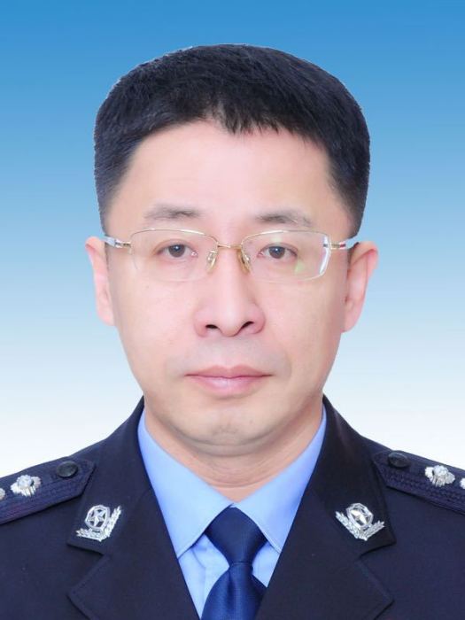 霍曉東(內蒙古自治區公安廳技術偵察總隊總隊長) 霍曉東(內蒙古自治區公安廳技術偵察總隊總隊長)