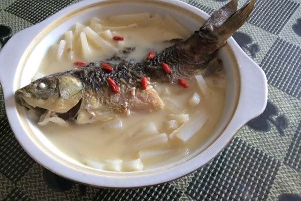 牡蠣鯽魚湯 牡蠣鯽魚湯