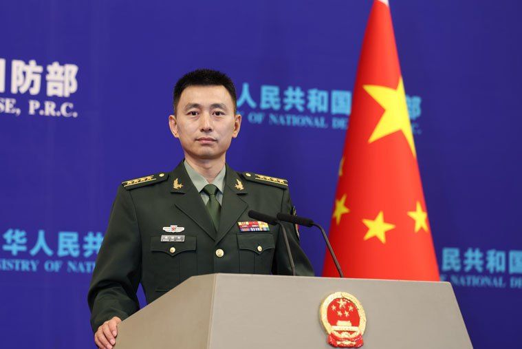 張曉剛(中華人民共和國國防部新聞局副局長、國防部新聞發言人) 張曉剛(中華人民共和國國防部新聞局副局長、國防部新聞發言人)