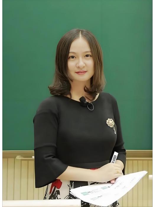 鄭春萍(北京郵電大學黨委委員、副院長)