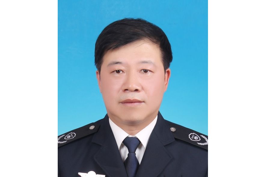 陳永忠(台州市路橋區生態環境分局黨組書記、局長) 陳永忠(台州市路橋區生態環境分局黨組書記、局長)