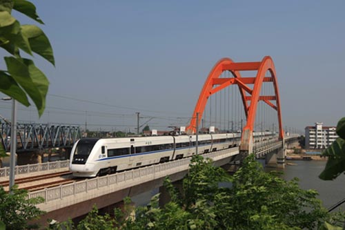 城際動車組列車（CRH1A型）