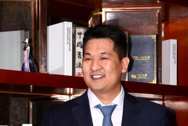 佘倫凱 佘倫凱