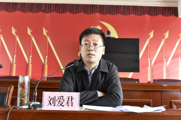 劉愛君(甘肅省武威市人民政府黨組成員、副市長) 劉愛君(甘肅省武威市人民政府黨組成員、副市長)