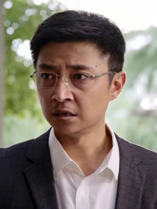 周聖傑(電視劇《春風化雨》中的角色) 周聖傑(電視劇《春風化雨》中的角色)