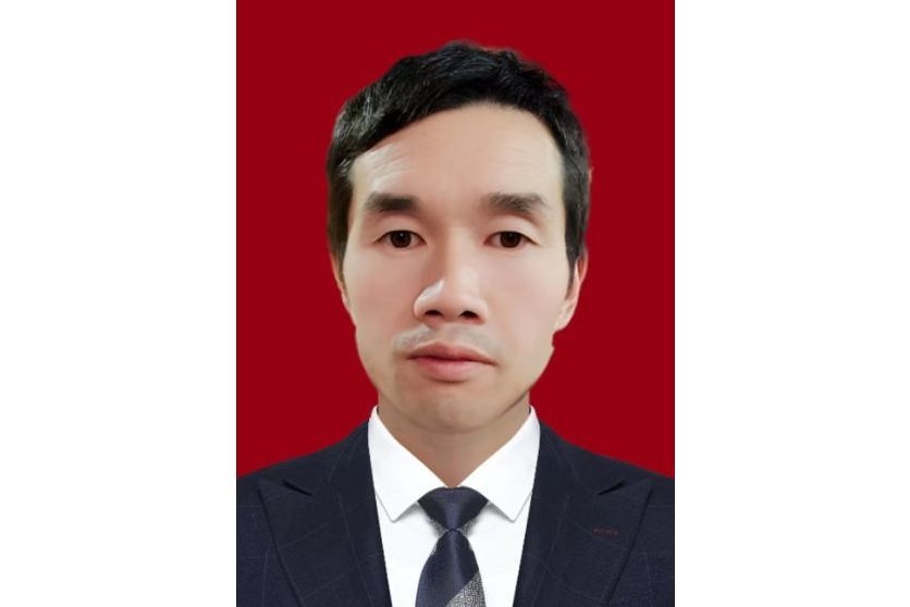 胡世強(寶雞市高新區千河鎮肖村村民) 胡世強(寶雞市高新區千河鎮肖村村民)