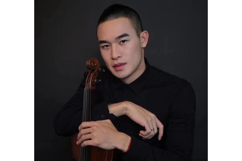 李冠彤 李冠彤