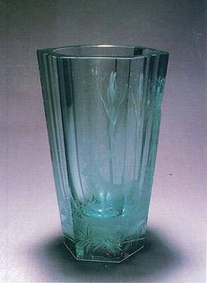 綠水晶玻璃雕刻瓶