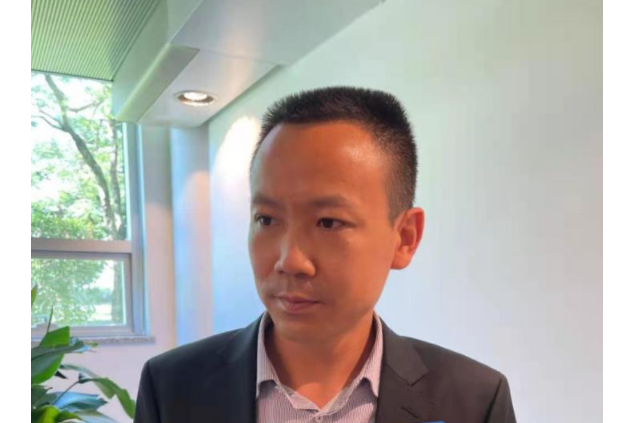 陳春(順豐速運有限公司收派員) 陳春(順豐速運有限公司收派員)