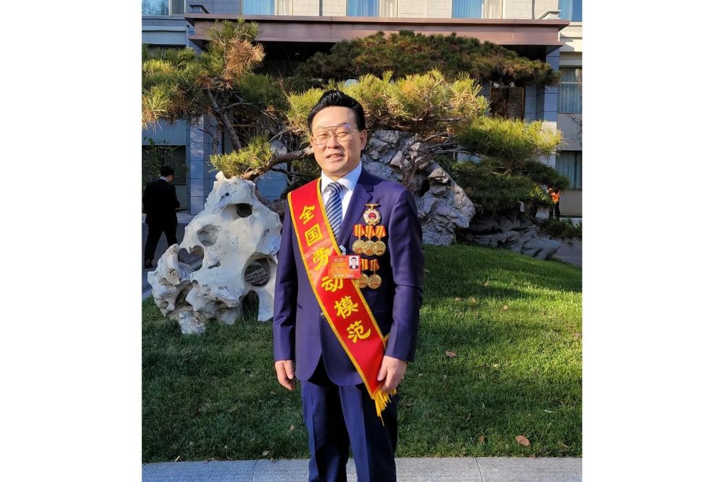 姜成(遼寧雪松醫藥連鎖有限公司董事長) 姜成(遼寧雪松醫藥連鎖有限公司董事長)