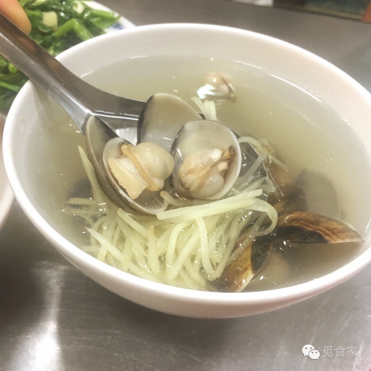 豆芽蛤蜊湯