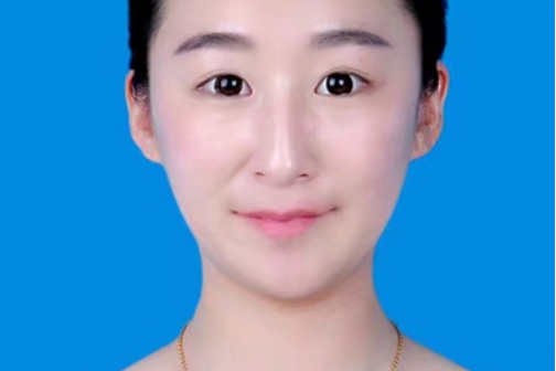 李碧涵 李碧涵