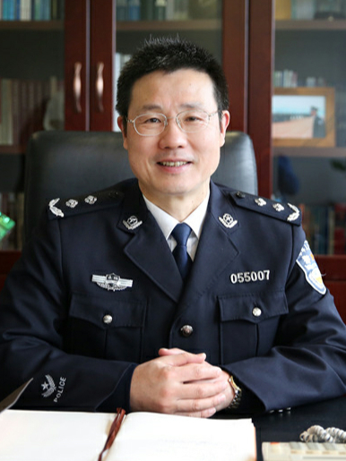 陶瓏 陶瓏