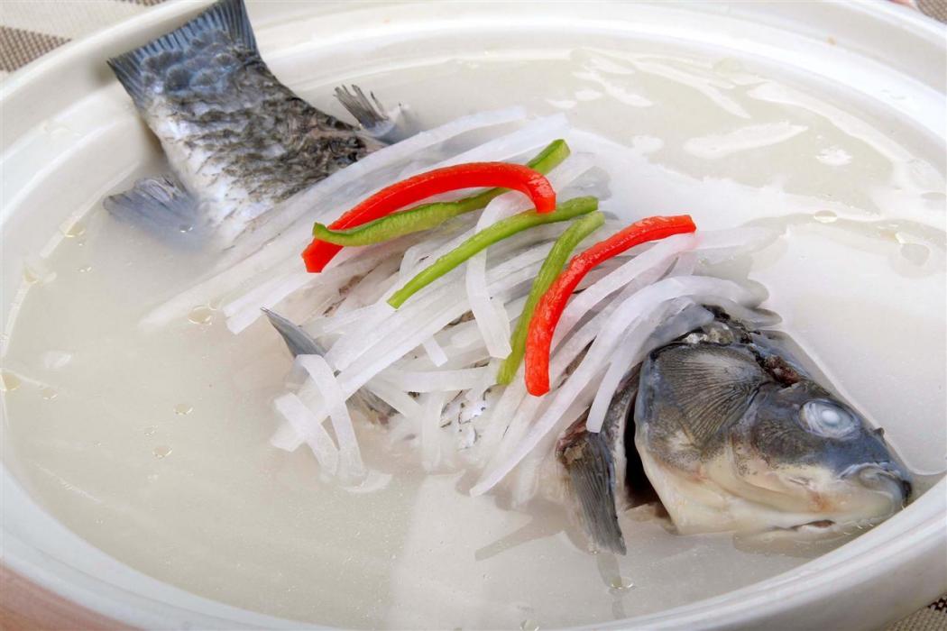 銀絲鯽魚湯 銀絲鯽魚湯