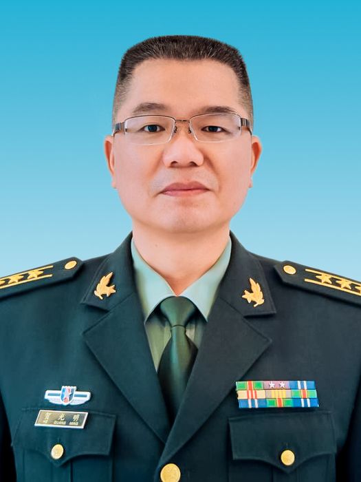 賀光明(湖南省邵陽市大祥區委常委、人武部政委) 賀光明(湖南省邵陽市大祥區委常委、人武部政委)