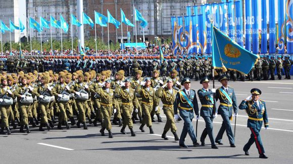 哈薩克斯坦武裝力量