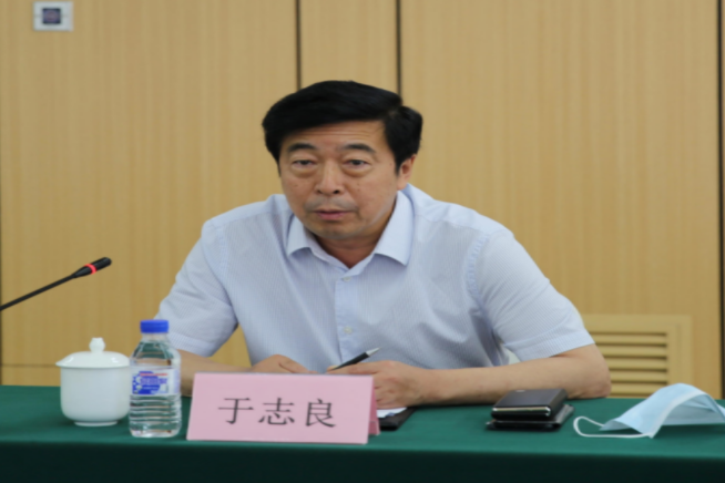 於志良(長春歐亞賣場有限責任公司董事長、總經理) 於志良(長春歐亞賣場有限責任公司董事長、總經理)