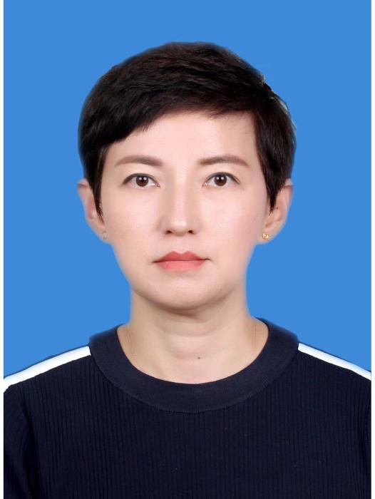 高碧(內蒙古自治區鄂爾多斯市商務局黨組成員、副局長) 高碧(內蒙古自治區鄂爾多斯市商務局黨組成員、副局長)