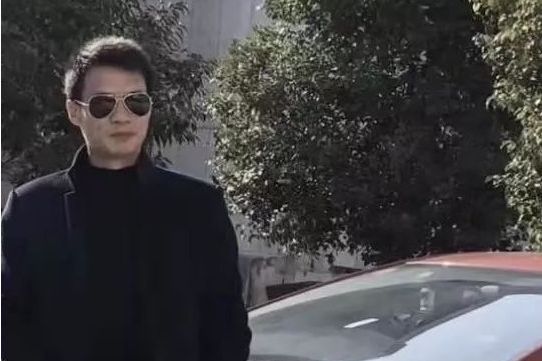 張曉強(中國作家協會會員) 張曉強(中國作家協會會員)
