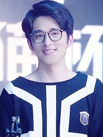 吳澤文(最強男神中角色) 吳澤文(最強男神中角色)