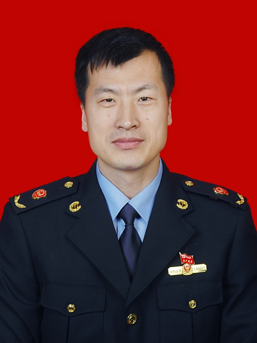 李學峰(山東省濟南市歷下區市場監督管理局黨組成員、副局長) 李學峰(山東省濟南市歷下區市場監督管理局黨組成員、副局長)