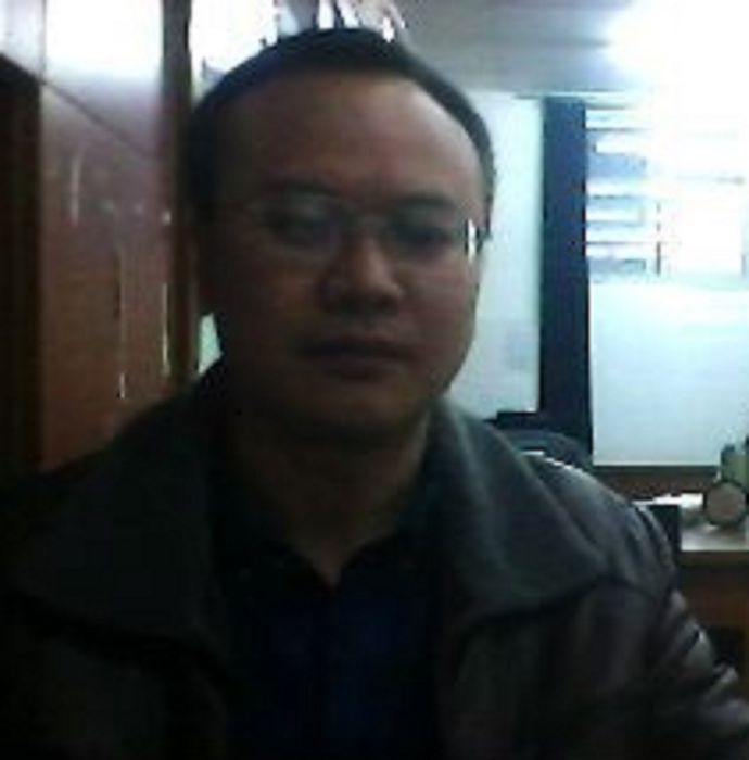 張鐵印(求精中學教師) 張鐵印(求精中學教師)