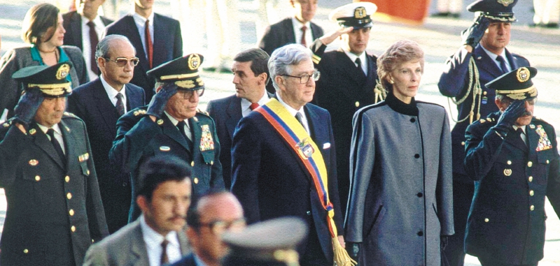 1986年8月7日，比爾希略·巴爾科就職哥倫比亞總統