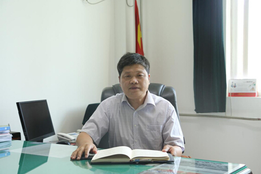 趙龍波(陝西能源職業技術學院副院長) 趙龍波(陝西能源職業技術學院副院長)