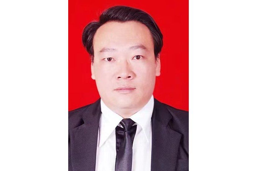 張紅元(湖南省長沙市望城區教育局黨組書記、局長,望城區職業中等專業學校校長) 張紅元(湖南省長沙市望城區教育局黨組書記、局長,望城區職業中等專業學校校長)