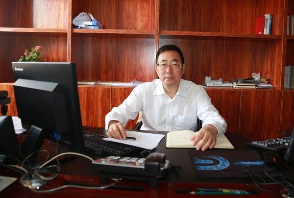 張志勇(安徽省中國人民銀行銅陵市中心支行黨委委員) 張志勇(安徽省中國人民銀行銅陵市中心支行黨委委員)