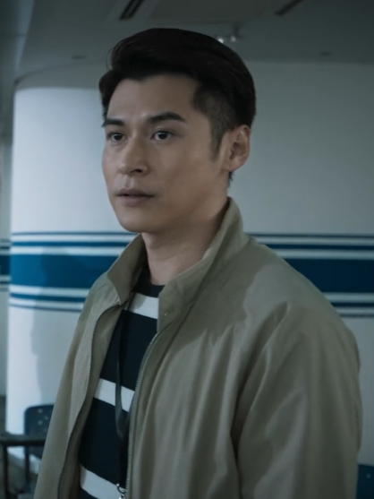 程展博(《女法醫JD》中的角色,由陳家樂飾演) 程展博(《女法醫JD》中的角色,由陳家樂飾演)