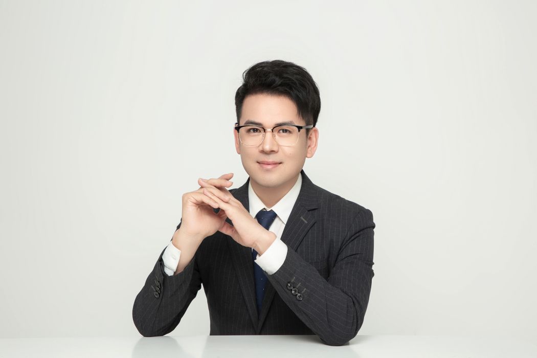 飛翔(中國國際教育電視台主持人) 飛翔(中國國際教育電視台主持人)