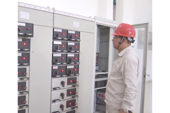 張宏文(江蘇協聯熱電集團有限公司工作人員) 張宏文(江蘇協聯熱電集團有限公司工作人員)